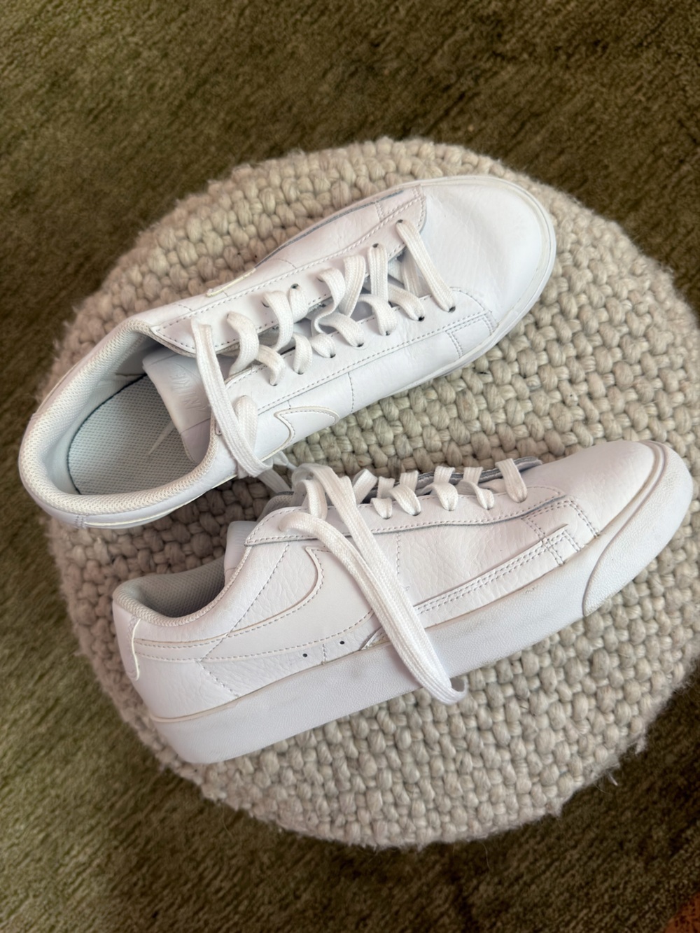 Nike Men’s White Blazer Low, Size 8.5